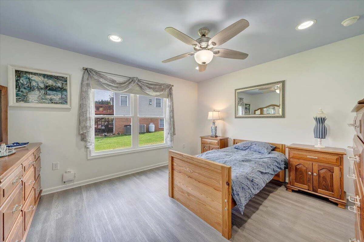 1111 Charmin DR - Photo 53