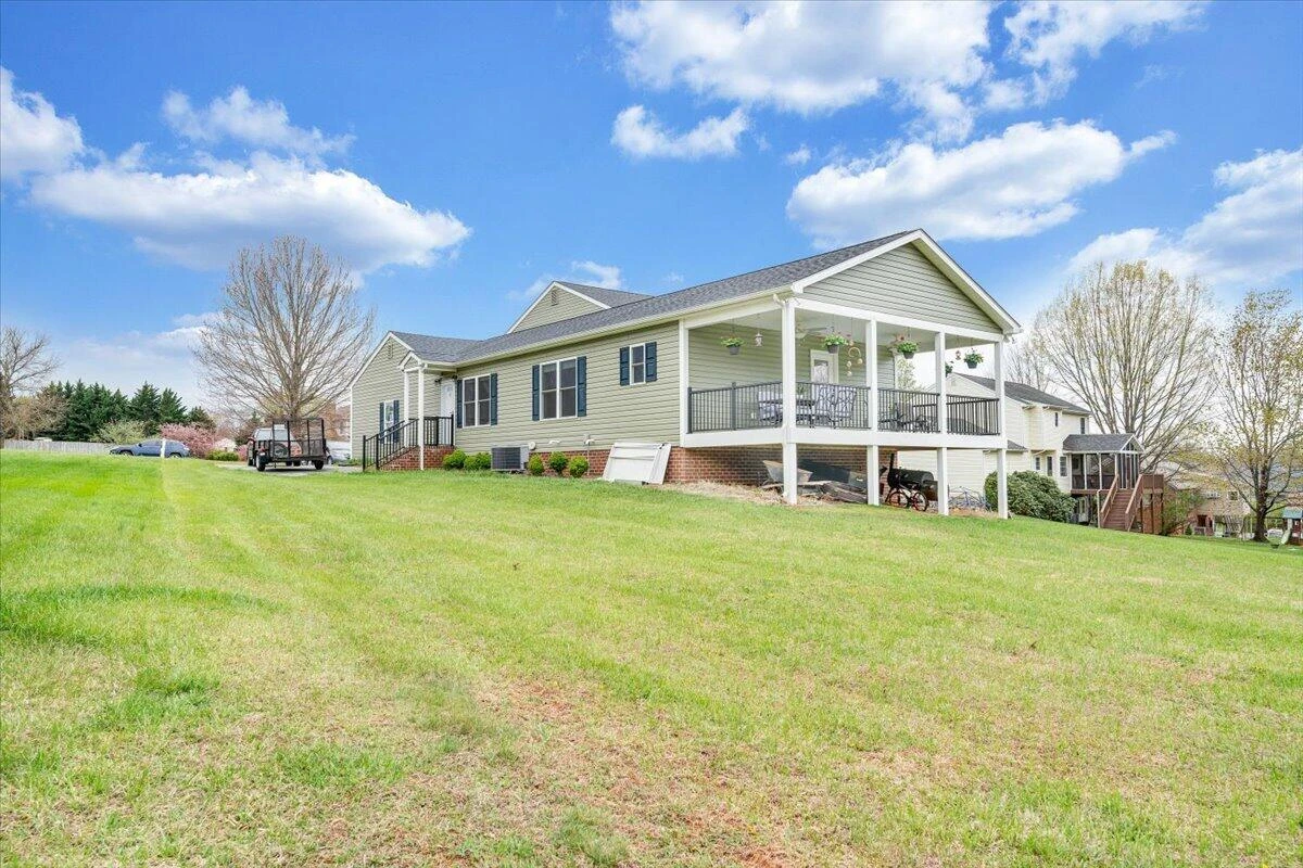 1111 Charmin DR - Photo 68