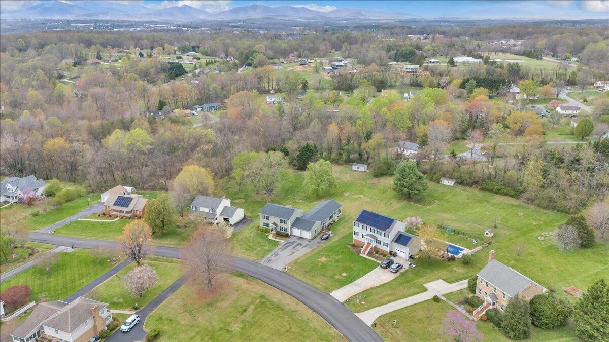 1111 Charmin DR - Photo 85