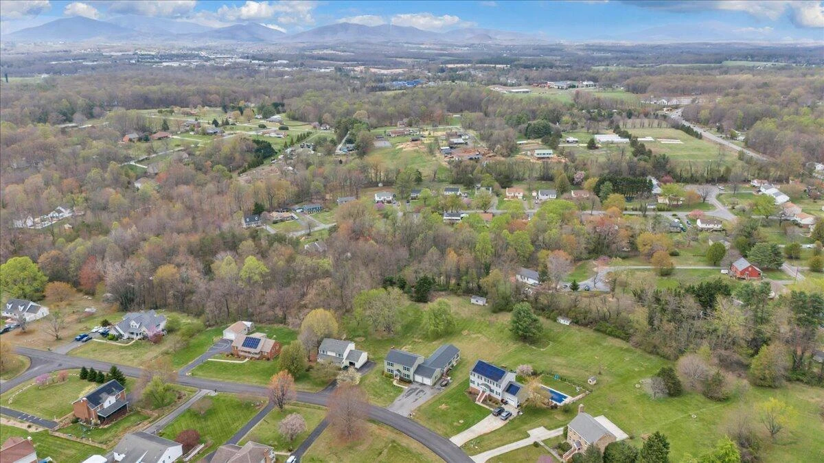 1111 Charmin DR - Photo 87