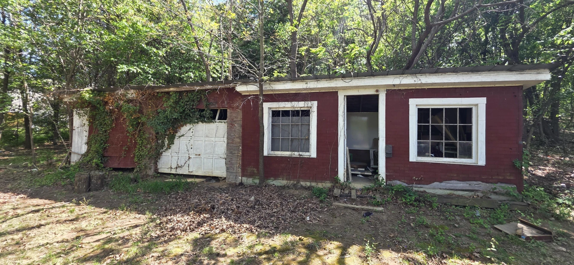 1037 Hardy RD - Photo 15