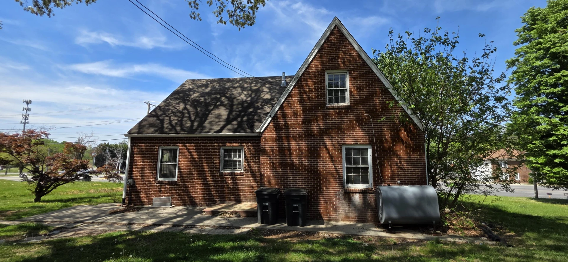 1037 Hardy RD - Photo 16