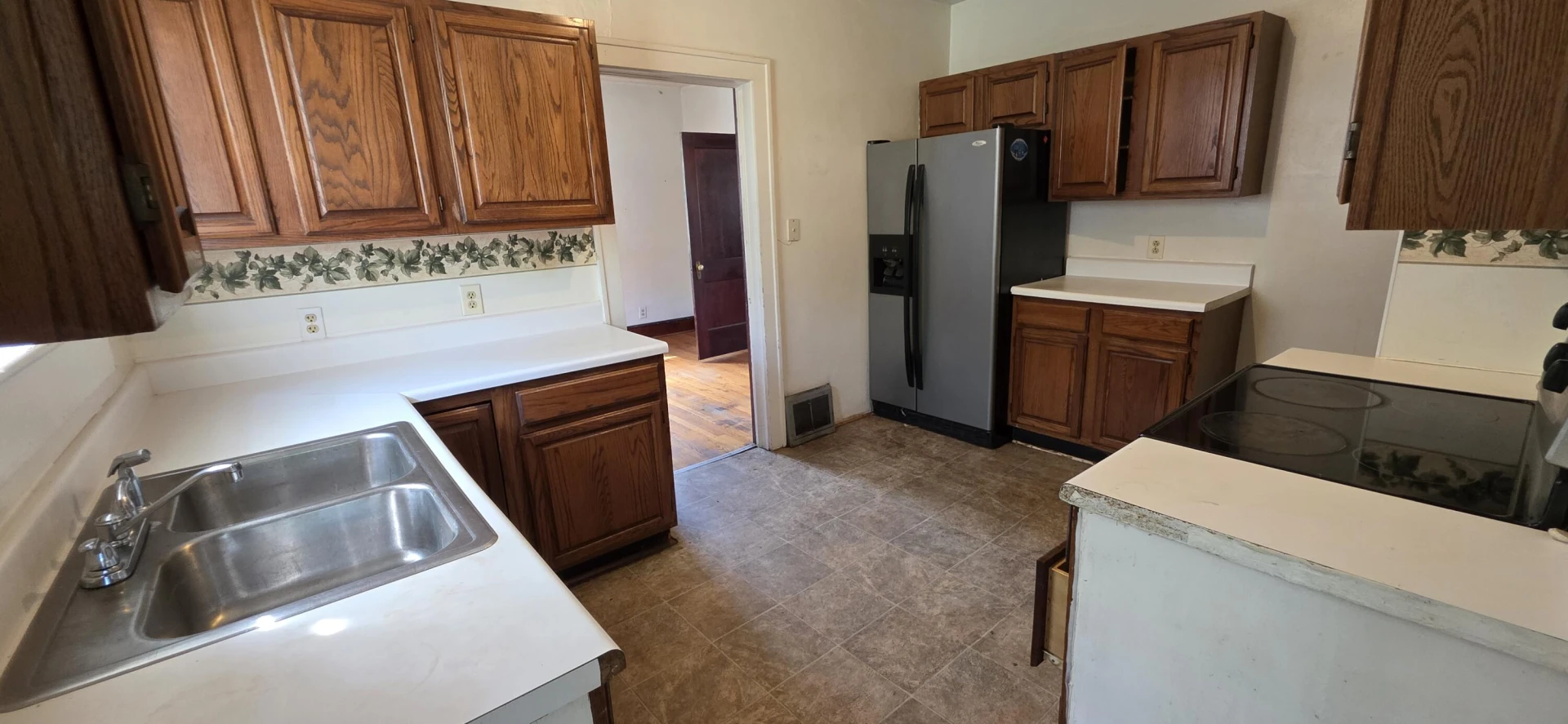 1037 Hardy RD - Photo 9