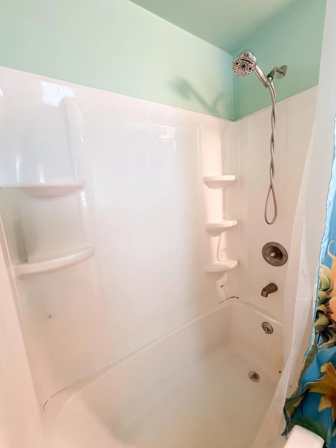 102 6Th ST - Photo 30