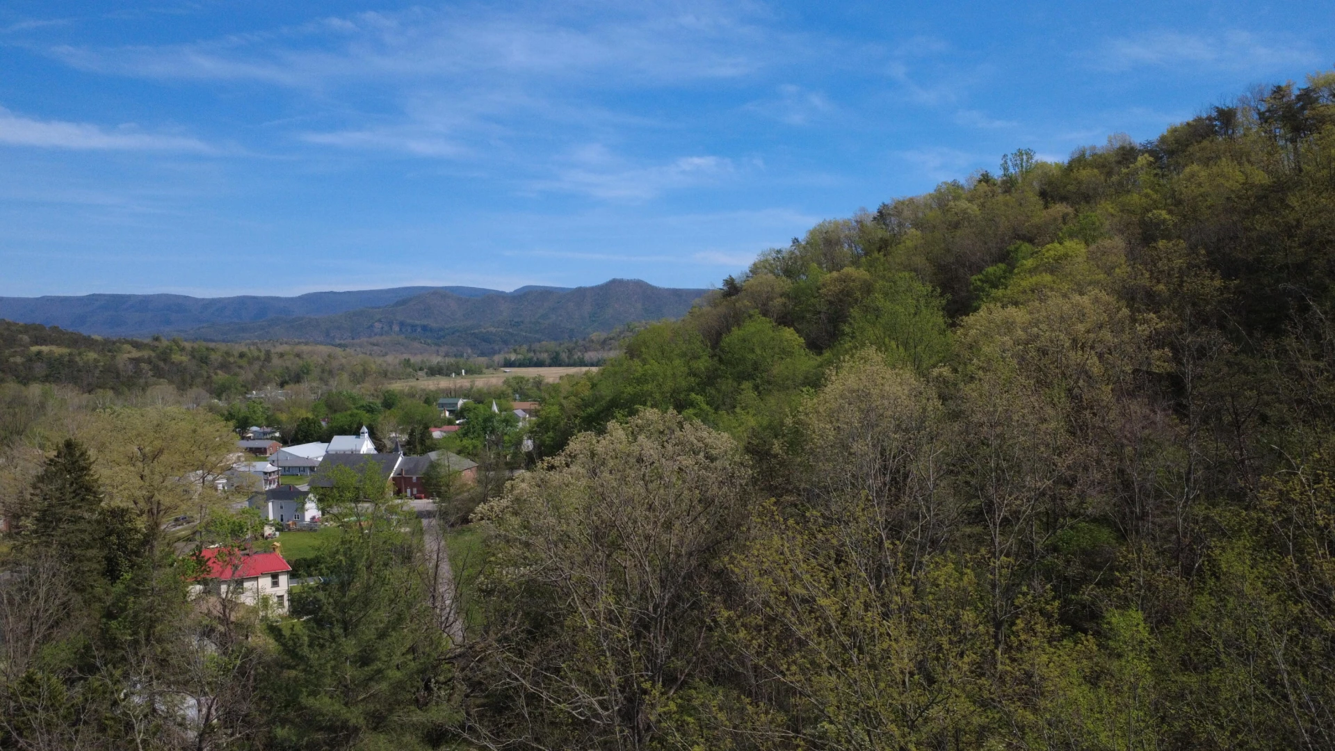 102 6Th ST - Photo 48