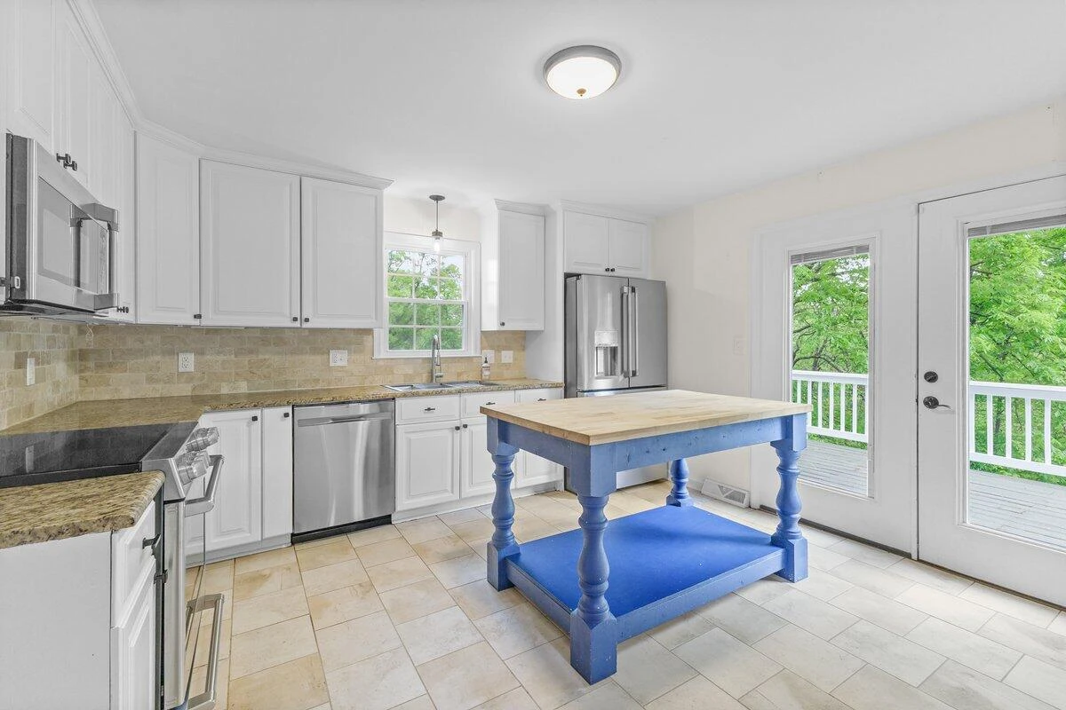 3557 Peakwood DR SW - Photo 19