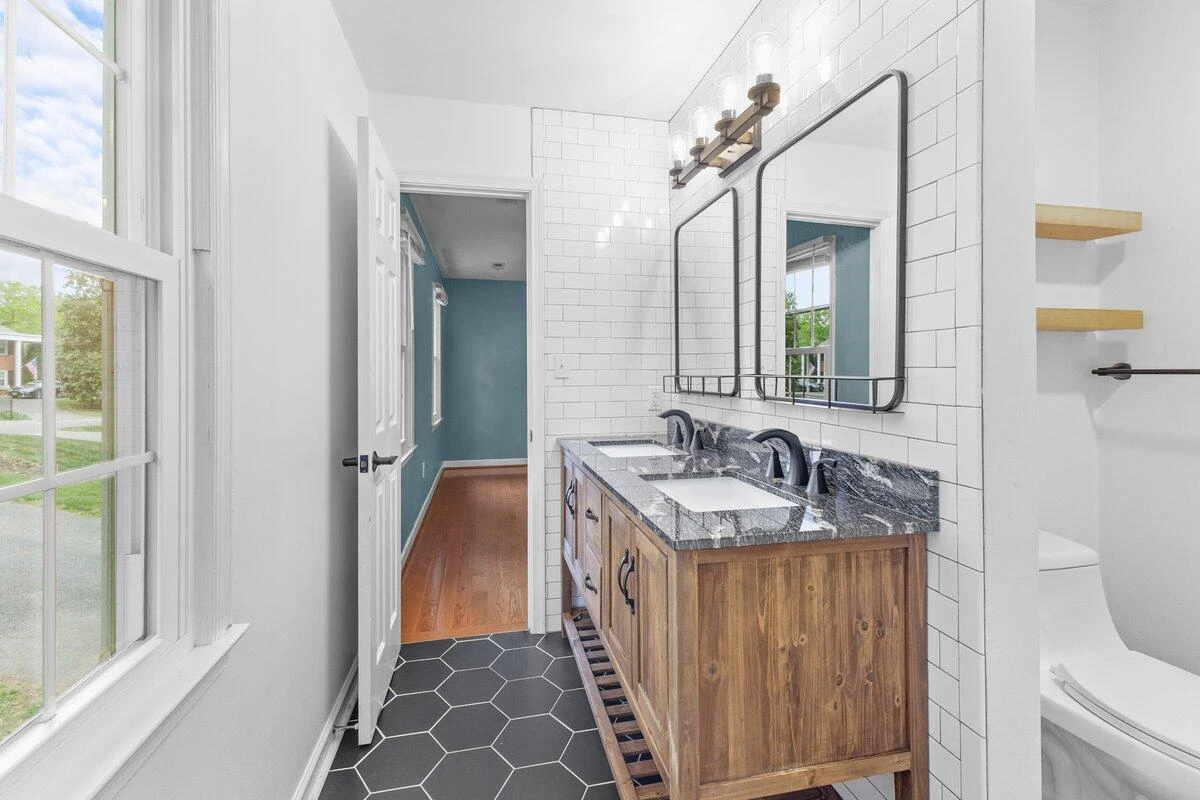 3557 Peakwood DR SW - Photo 30