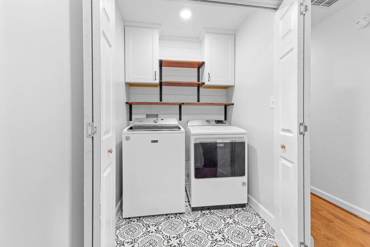 3557 Peakwood DR SW - Photo 36