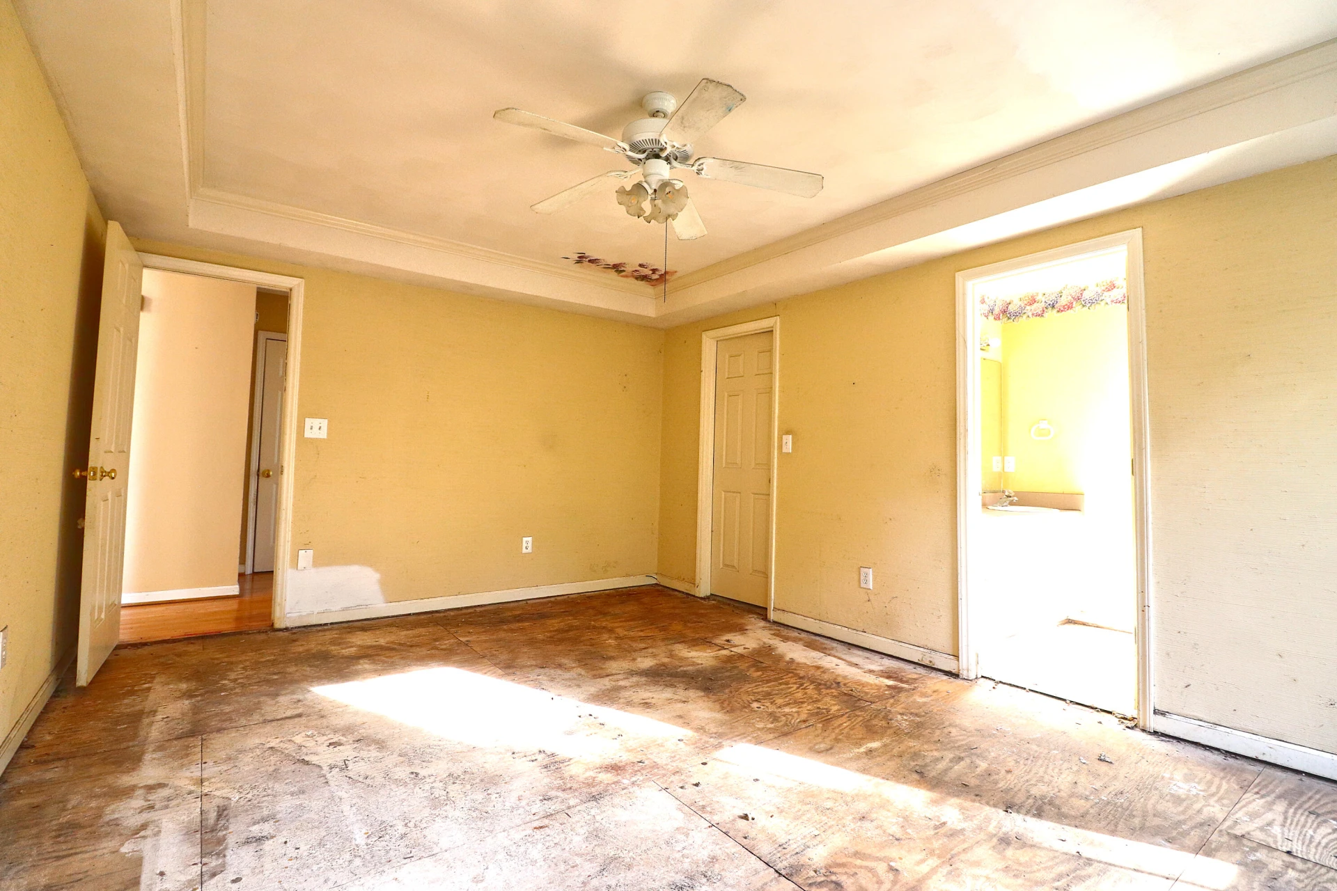 5630 Spring Meadow DR - Photo 14