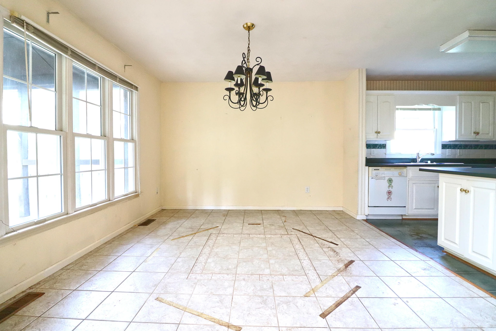 5630 Spring Meadow DR - Photo 8
