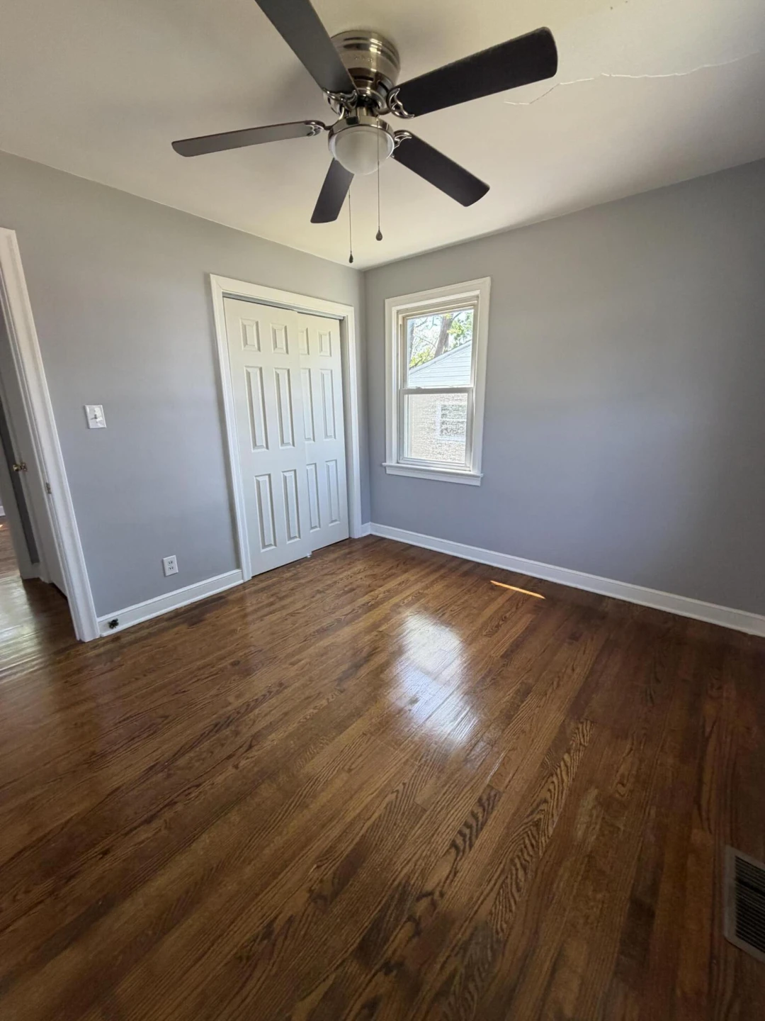 4202 Vermont AVE NW - Photo 4