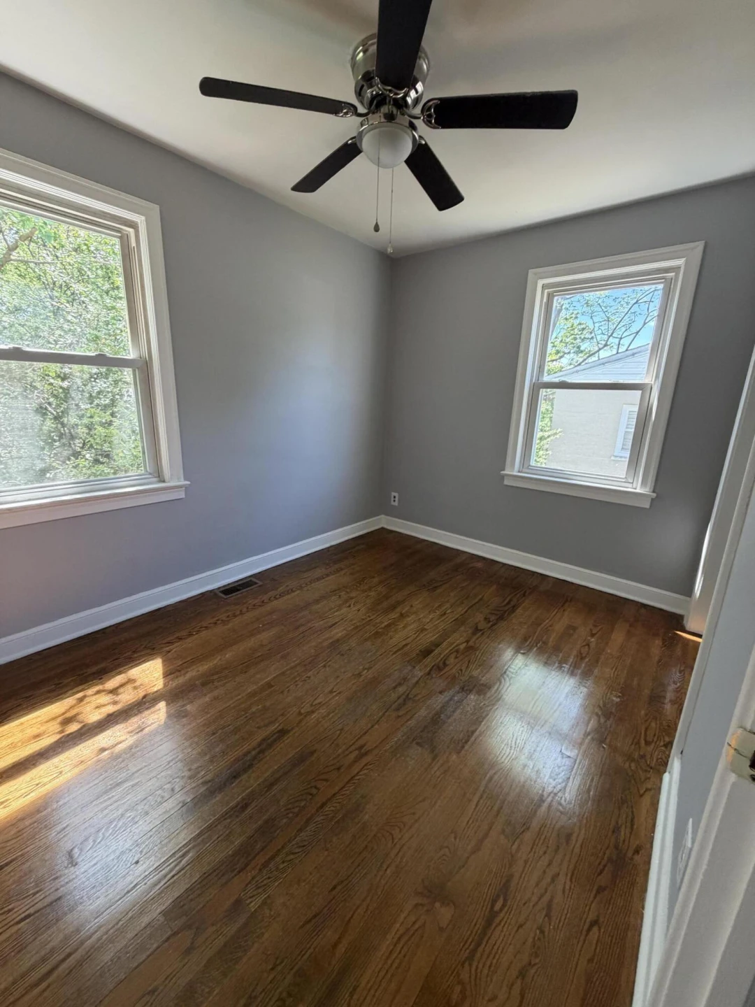 4202 Vermont AVE NW - Photo 6