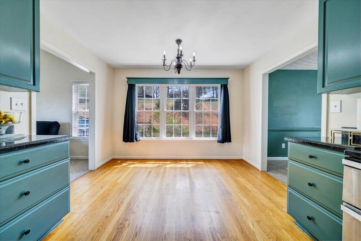686 Pinehaven RD - Photo 12