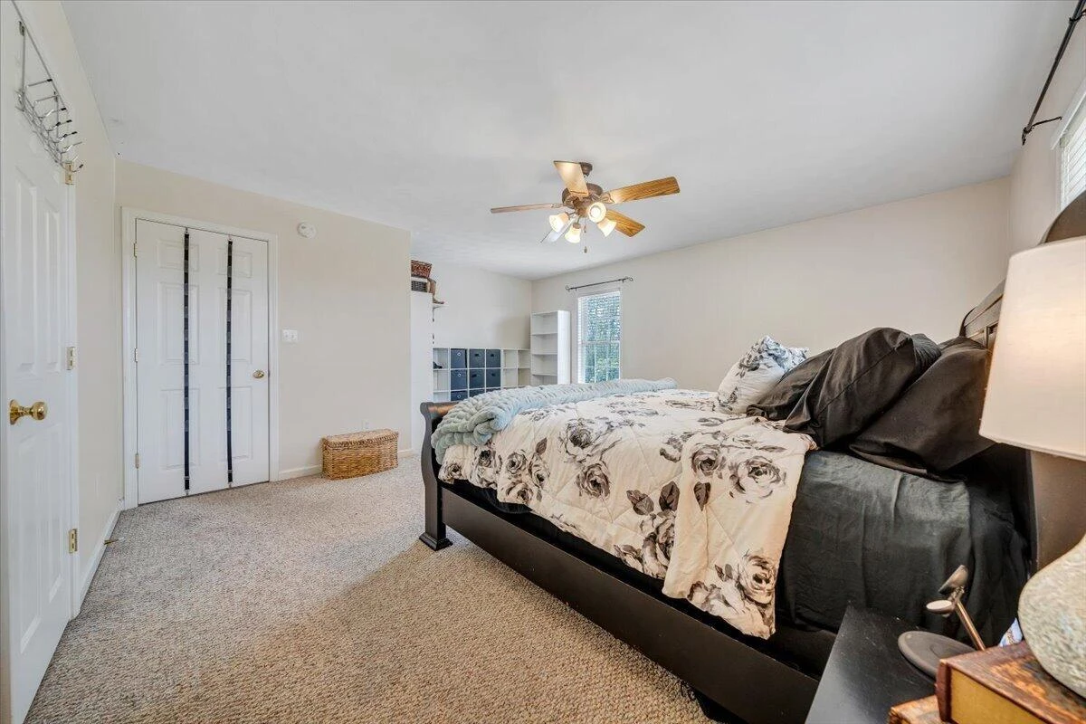 686 Pinehaven RD - Photo 20