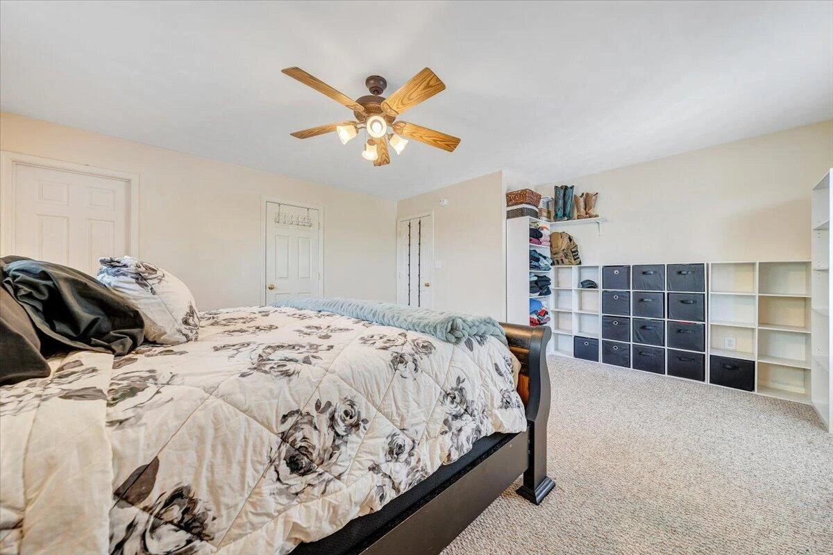 686 Pinehaven RD - Photo 21