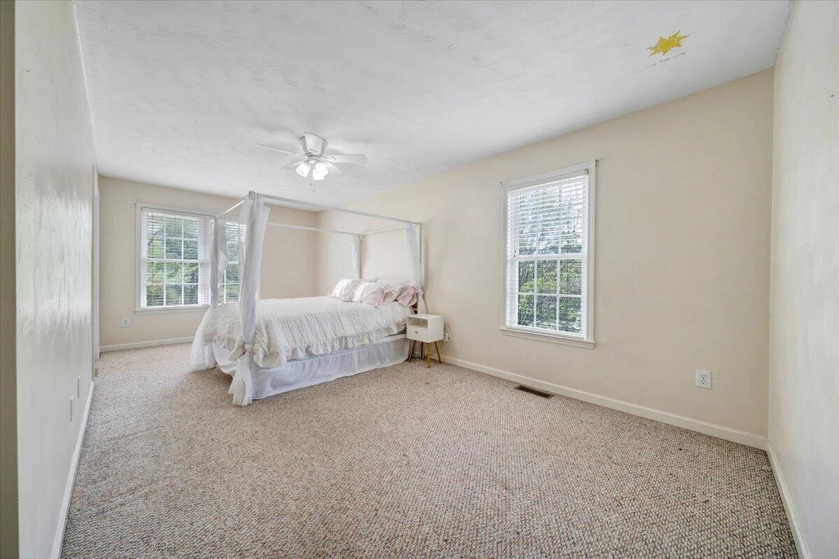 686 Pinehaven RD - Photo 29