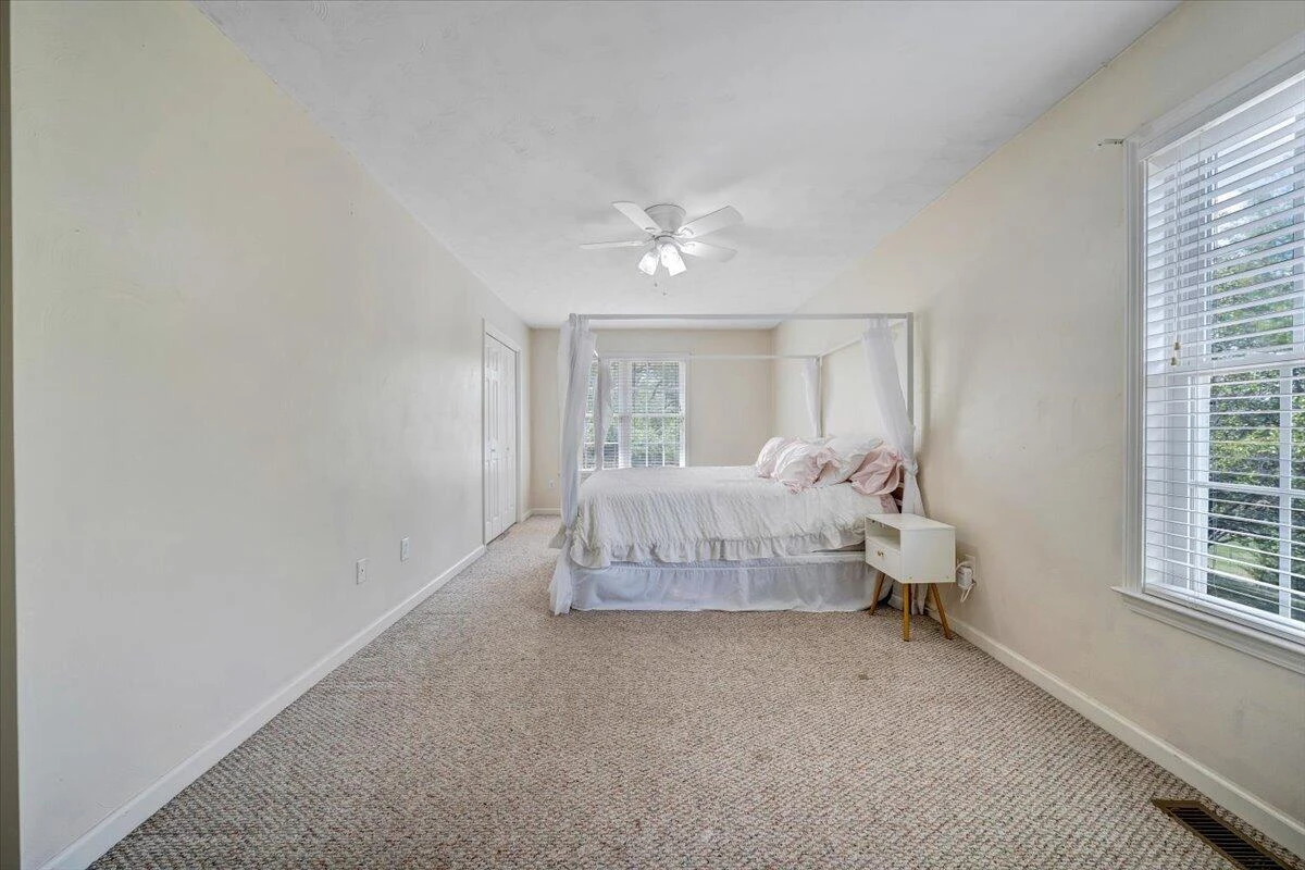 686 Pinehaven RD - Photo 30