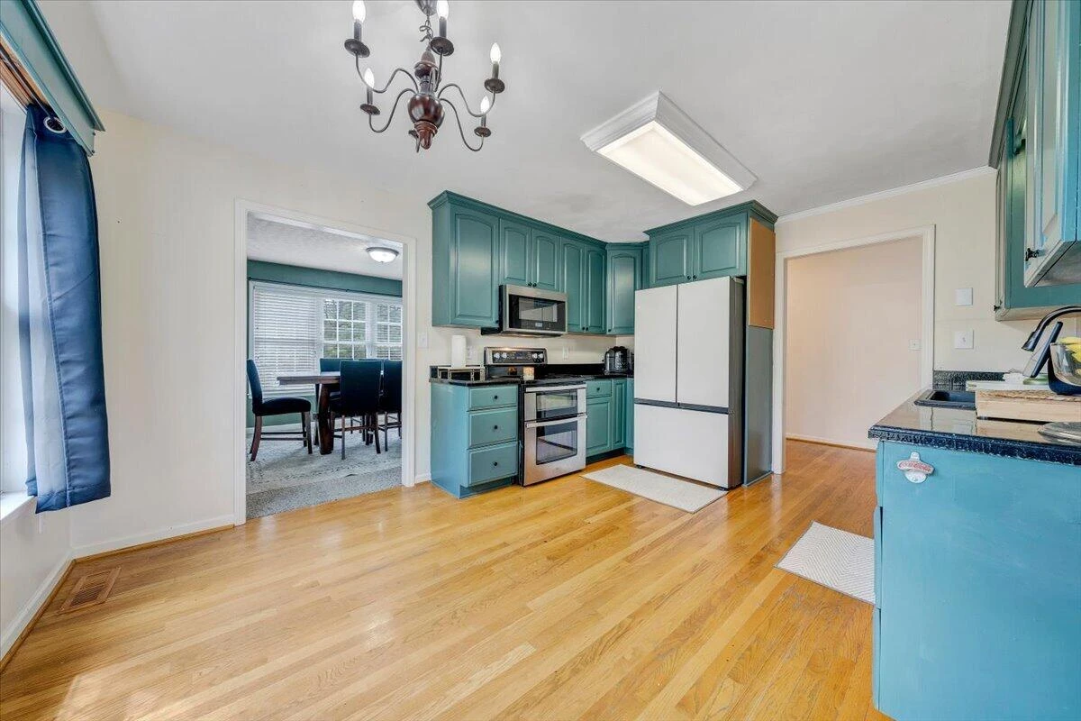 686 Pinehaven RD - Photo 9
