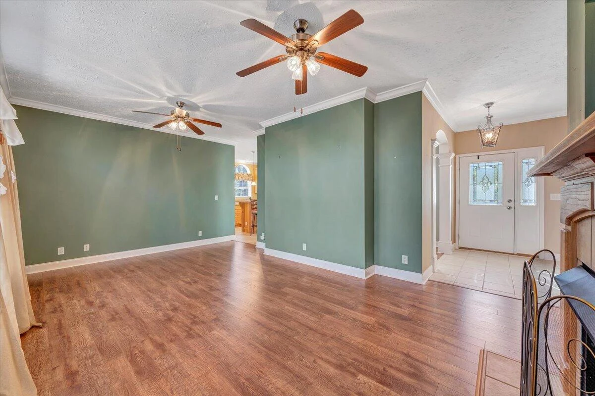 363 Ezra DR - Photo 16