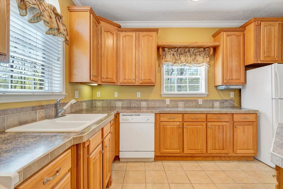 363 Ezra DR - Photo 25