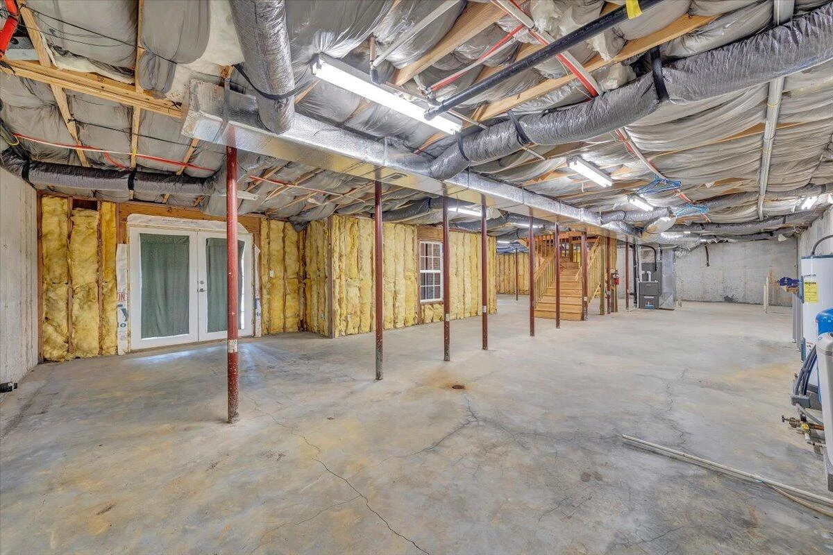 363 Ezra DR - Photo 51
