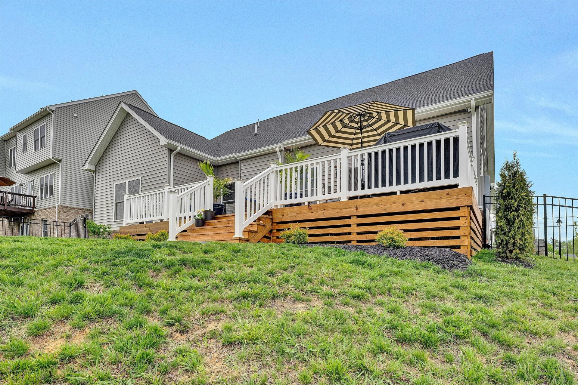 102 Simms BLVD - Photo 38
