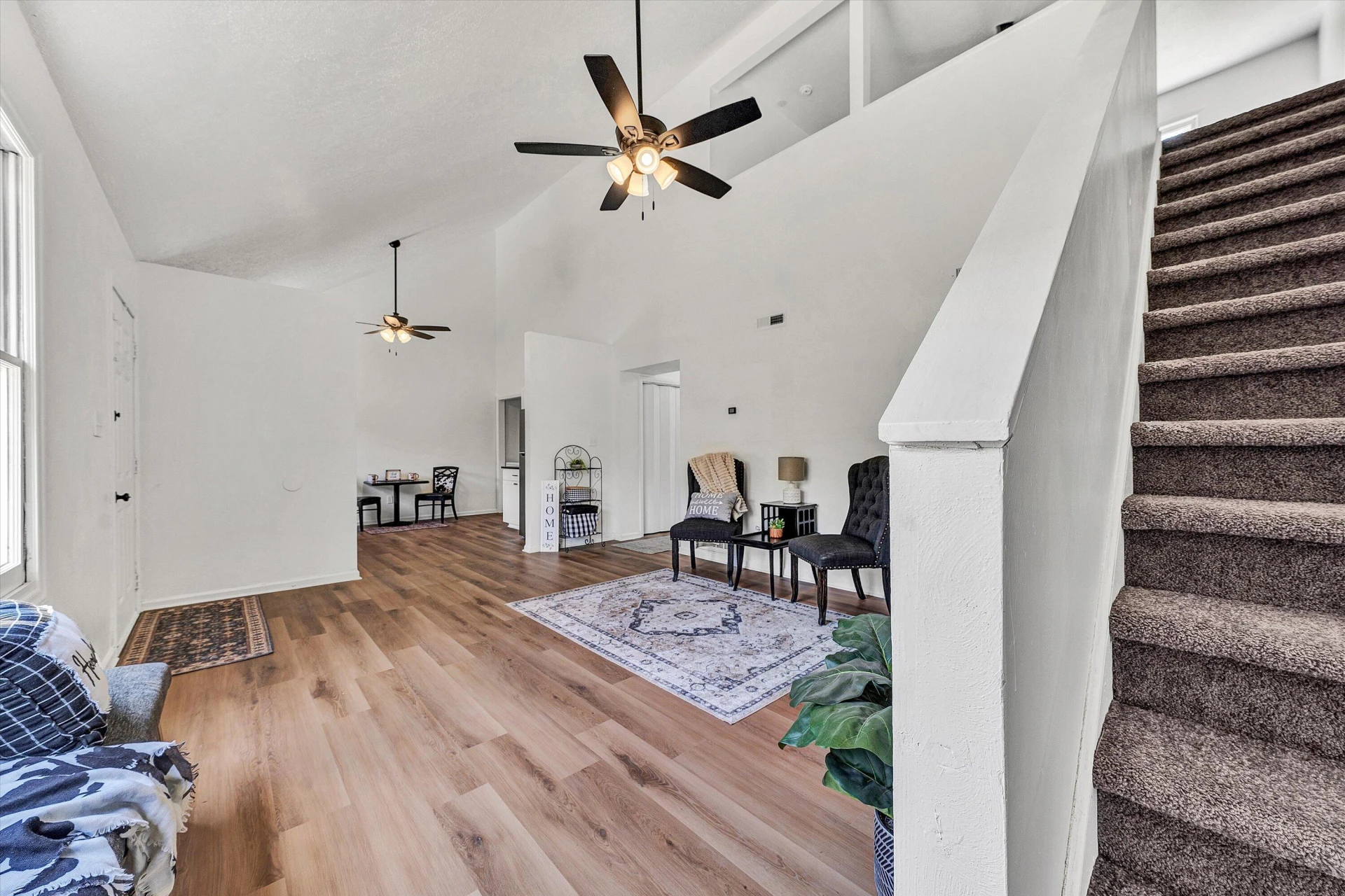2321 Dunkirk AVE NE - Photo 10