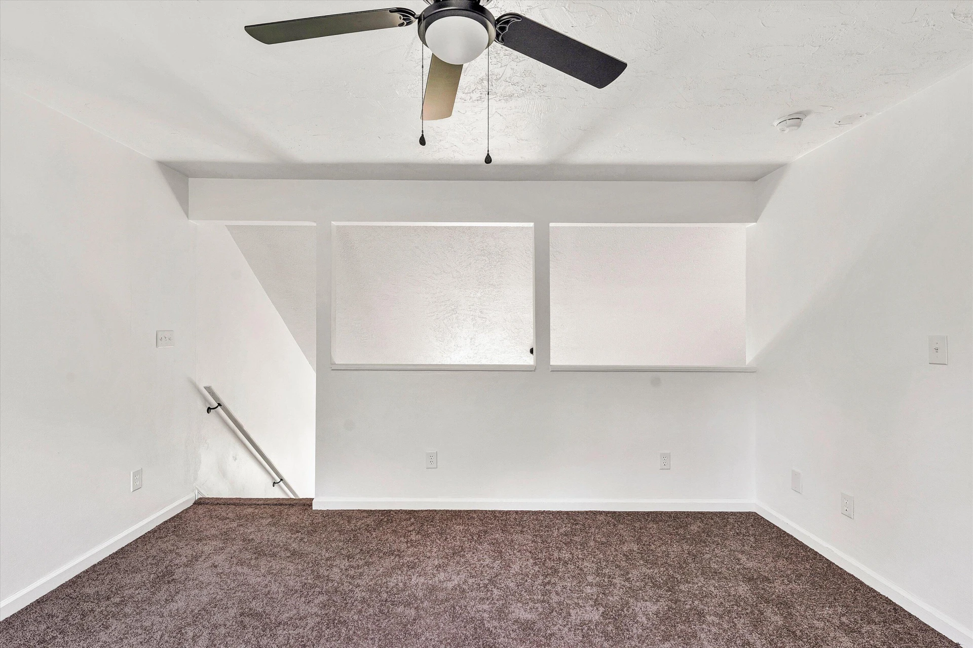 2321 Dunkirk AVE NE - Photo 21