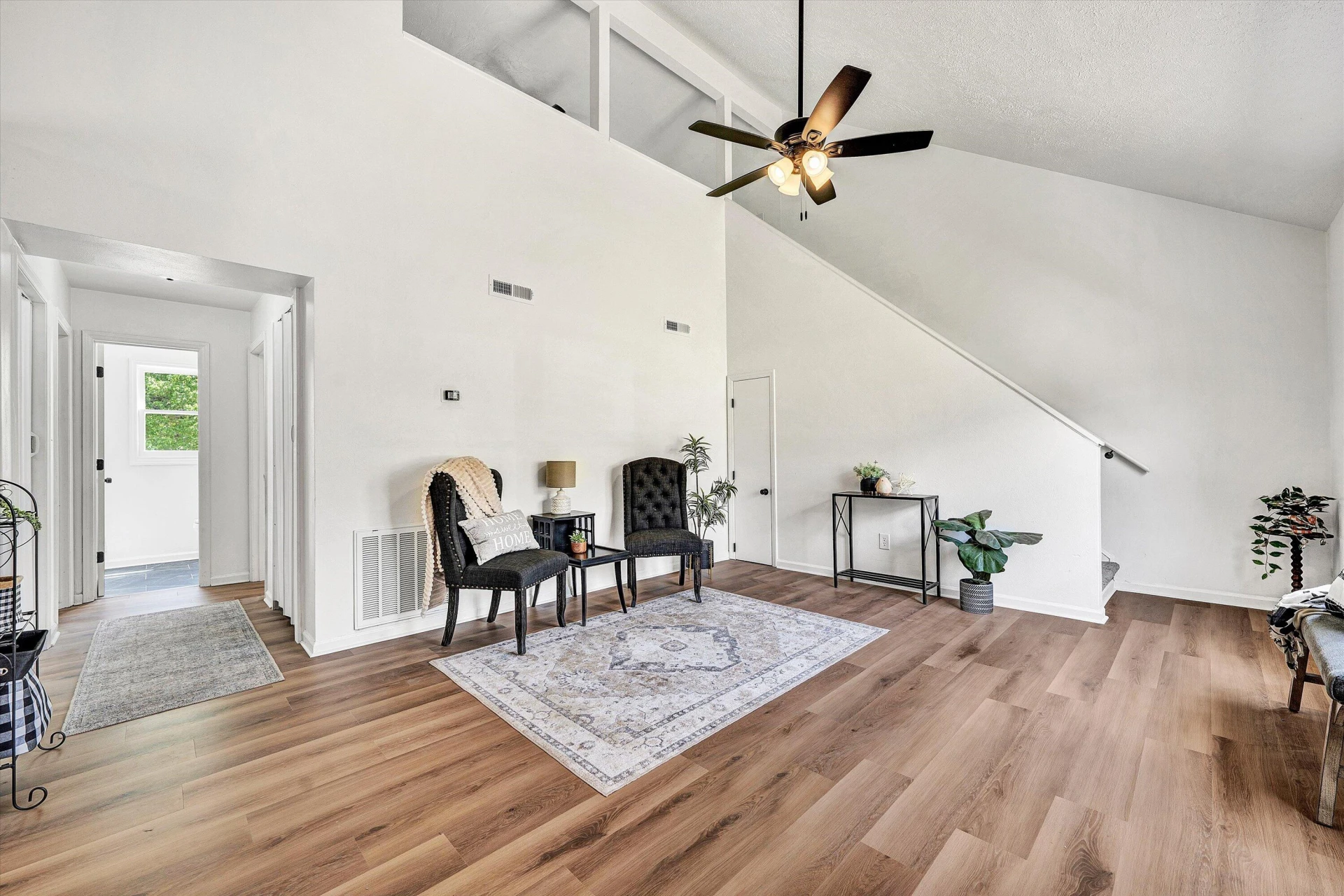 2321 Dunkirk AVE NE - Photo 8