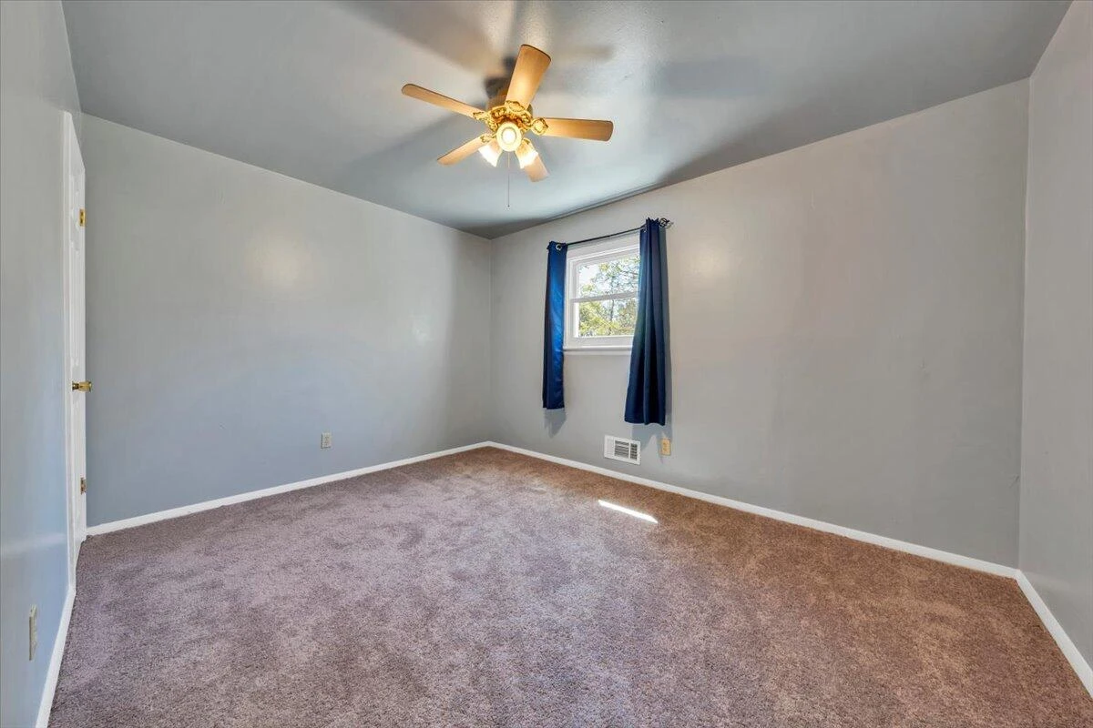 4230 Moomaw AVE NW - Photo 13