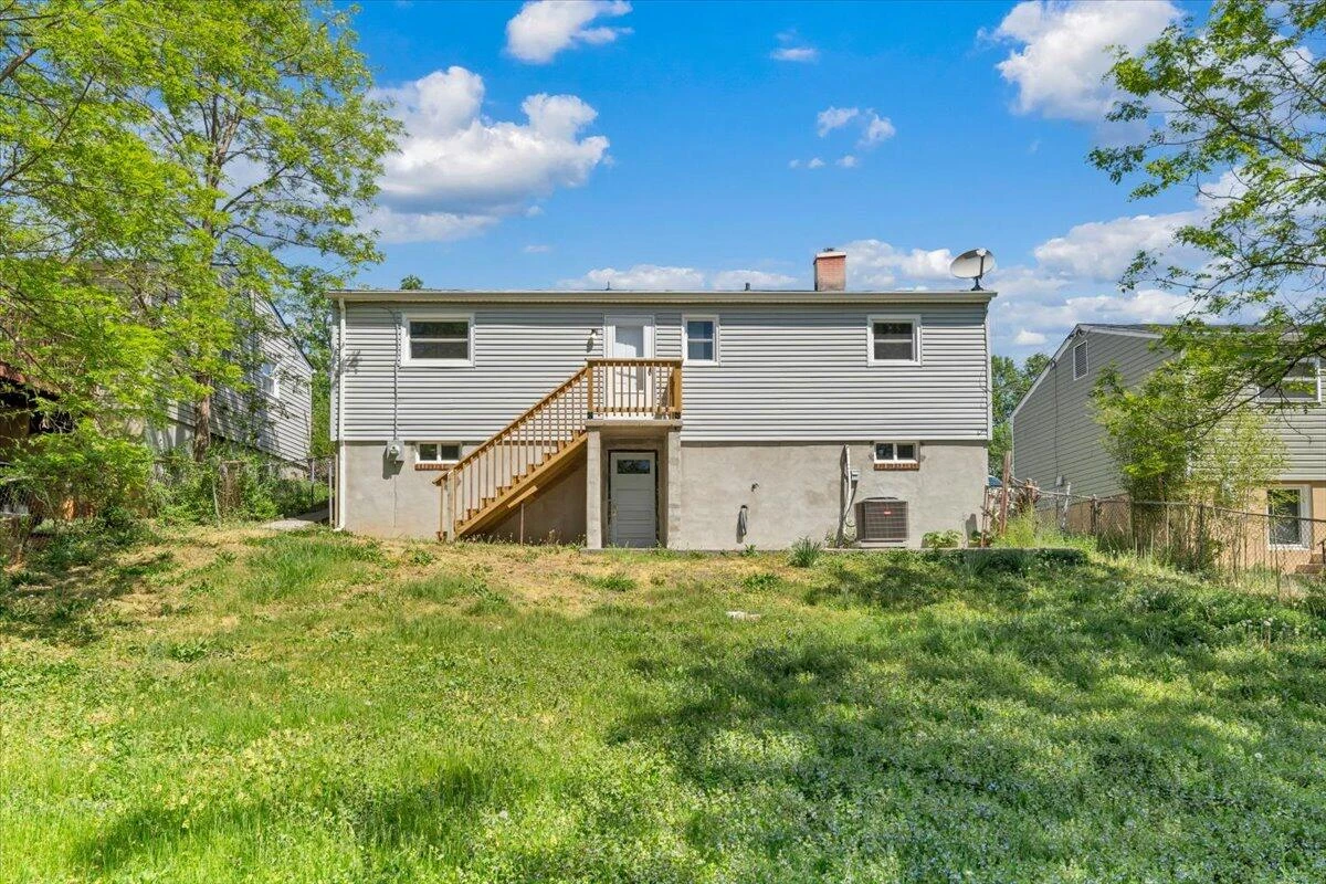 4230 Moomaw AVE NW - Photo 19