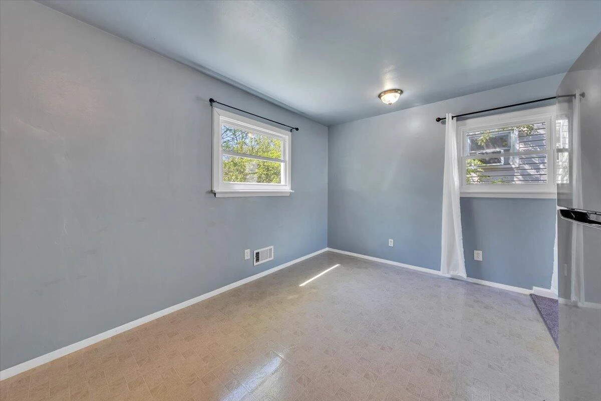 4230 Moomaw AVE NW - Photo 9