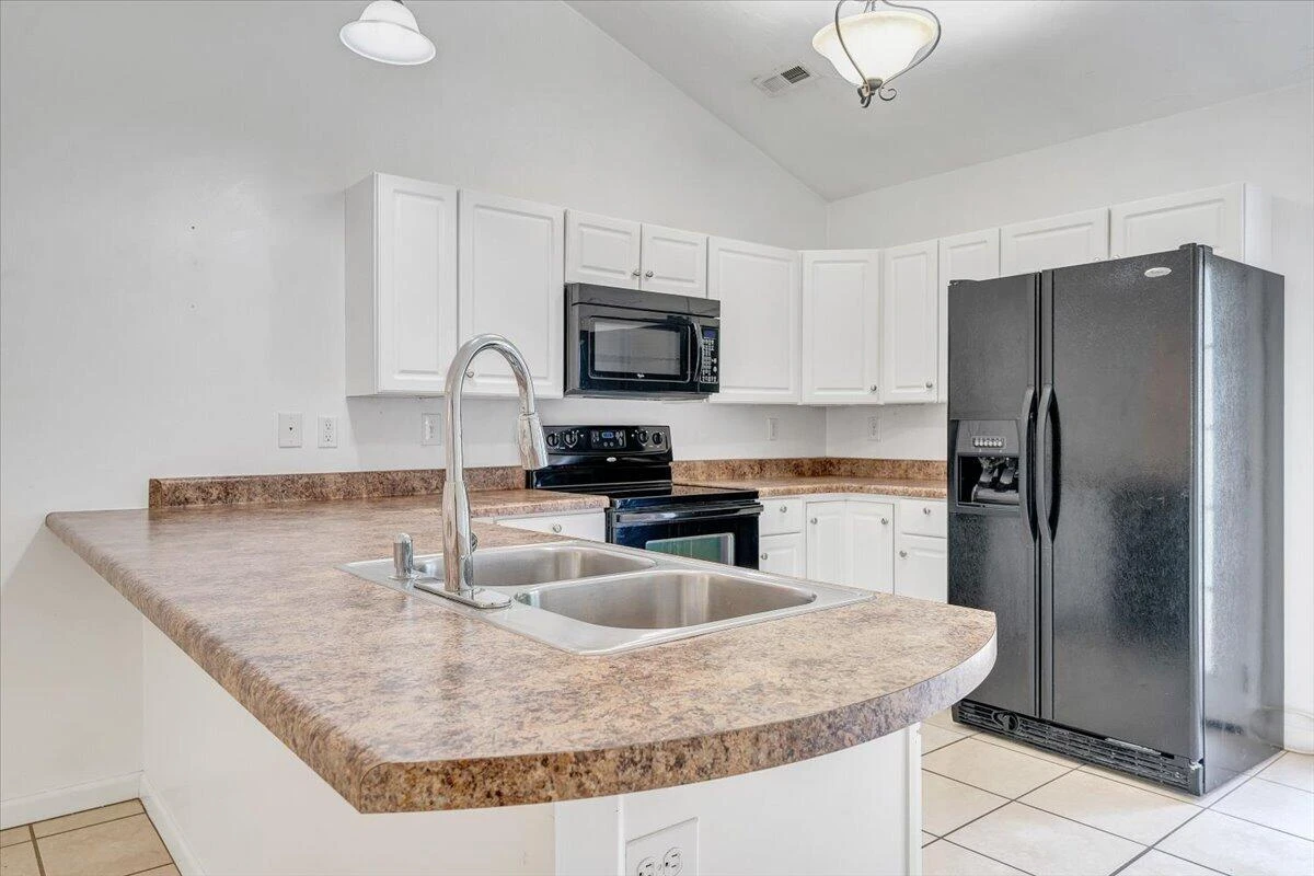 3824 Yellow Mountain RD SE - Photo 11