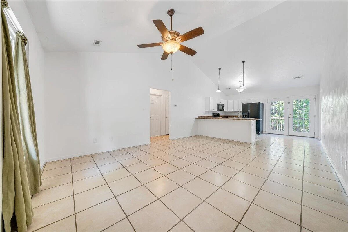 3824 Yellow Mountain RD SE - Photo 5