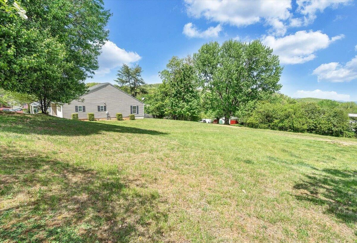 3824 Yellow Mountain RD SE - Photo 44