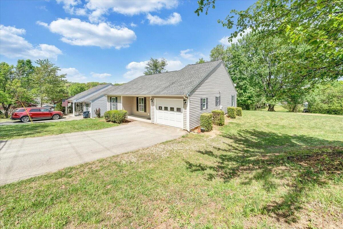 3824 Yellow Mountain RD SE - Photo 45