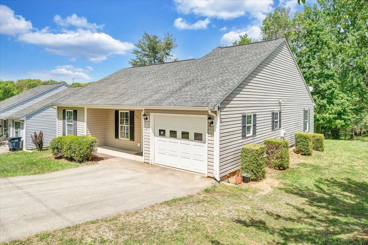 3824 Yellow Mountain RD SE - Photo 46