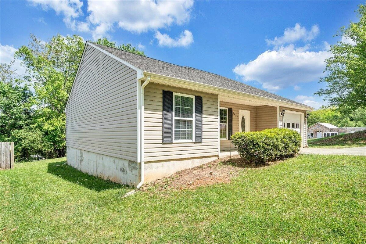 3824 Yellow Mountain RD SE - Photo 47