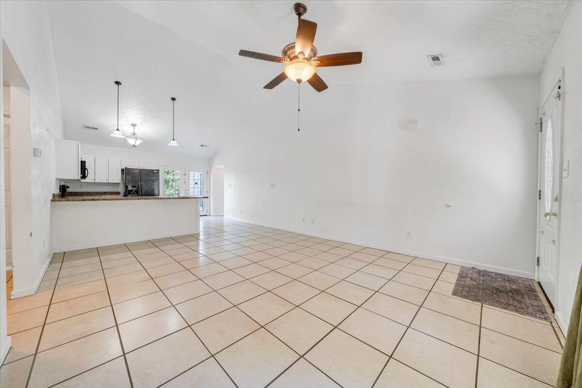 3824 Yellow Mountain RD SE - Photo 7