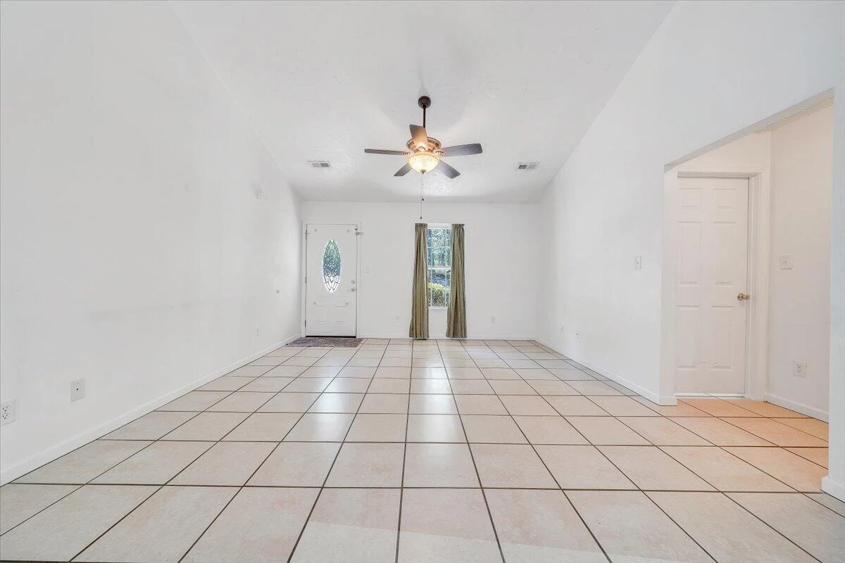 3824 Yellow Mountain RD SE - Photo 9