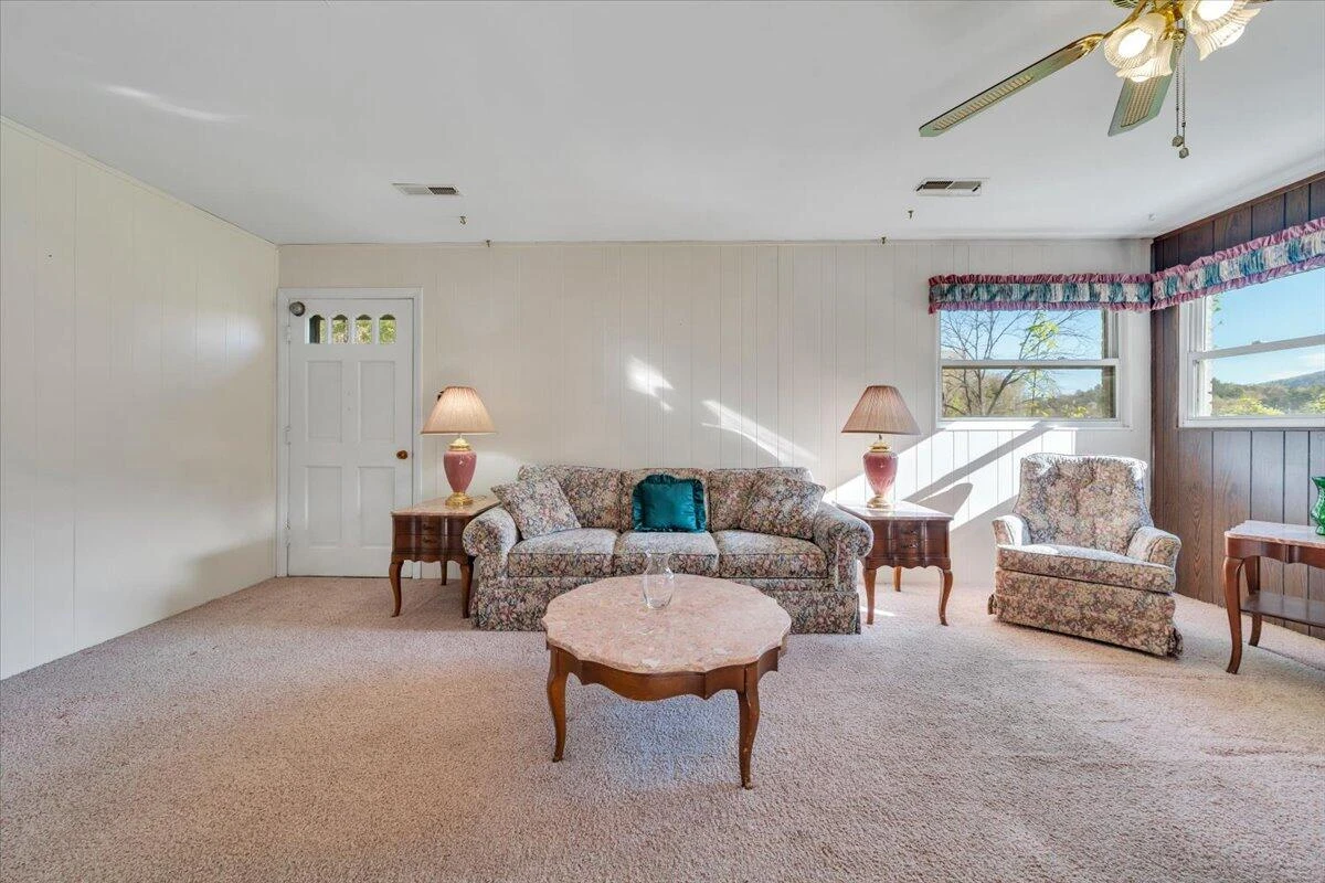3870 Harborwood RD - Photo 6