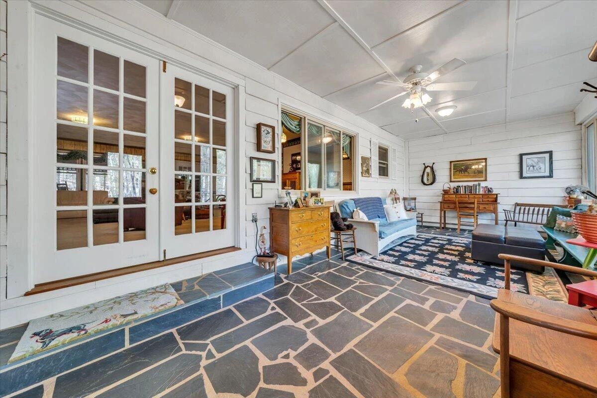 3878 Harborwood RD - Photo 5
