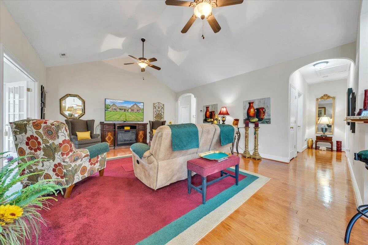 4447 Bonsack RD - Photo 12