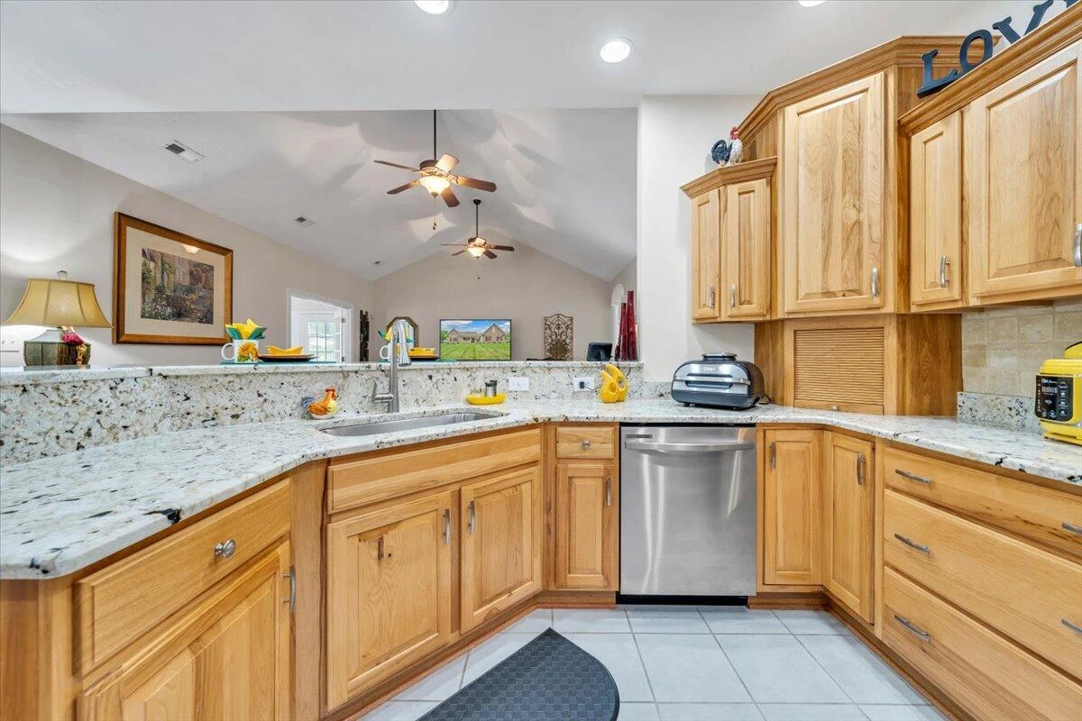 4447 Bonsack RD - Photo 17