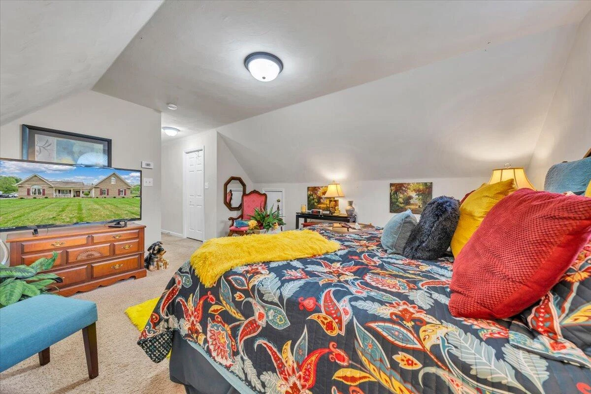 4447 Bonsack RD - Photo 37
