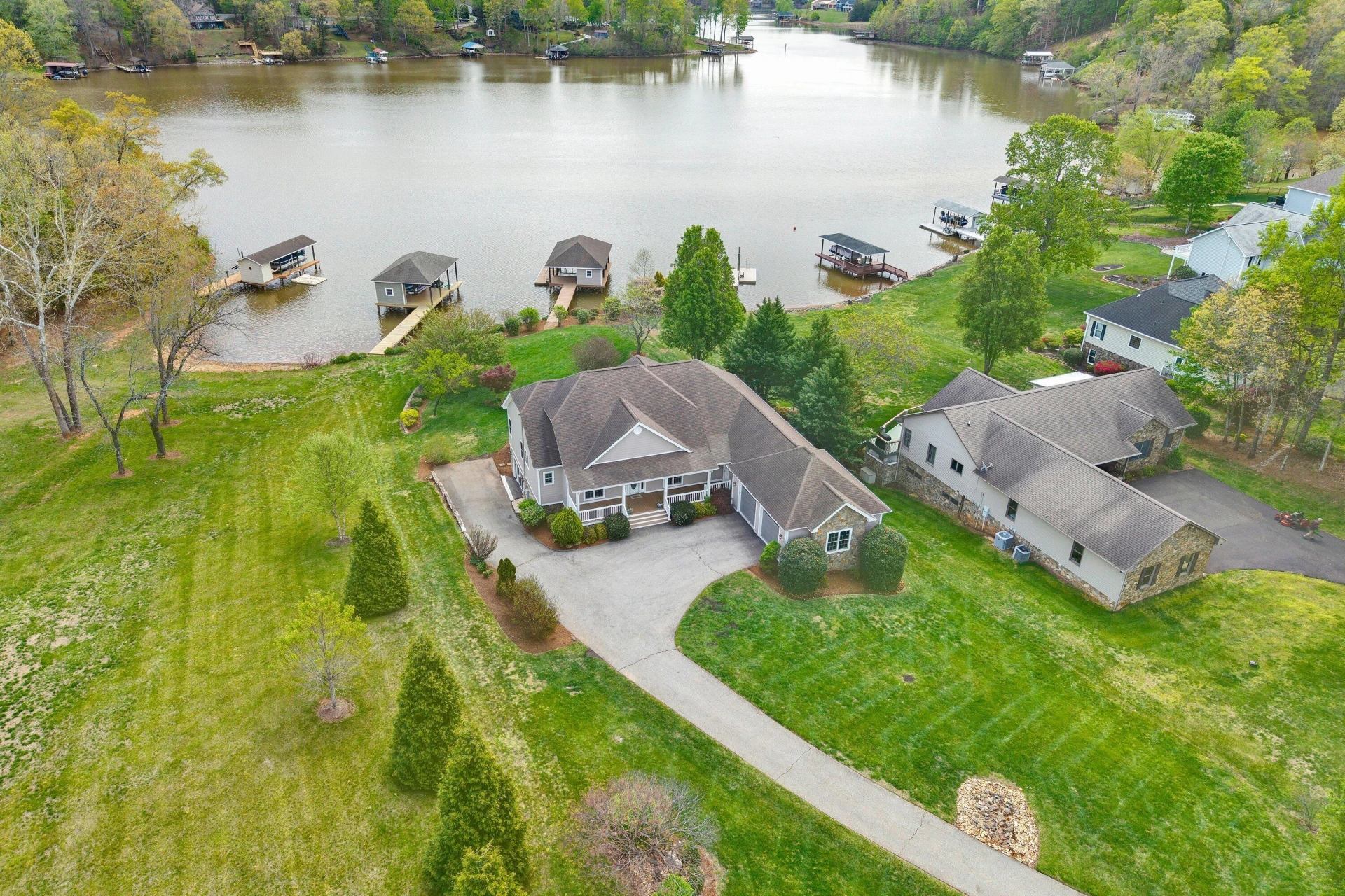 105 Inlet DR - Photo 2