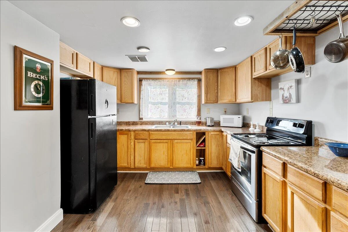 6595 Roanoke RD - Photo 12