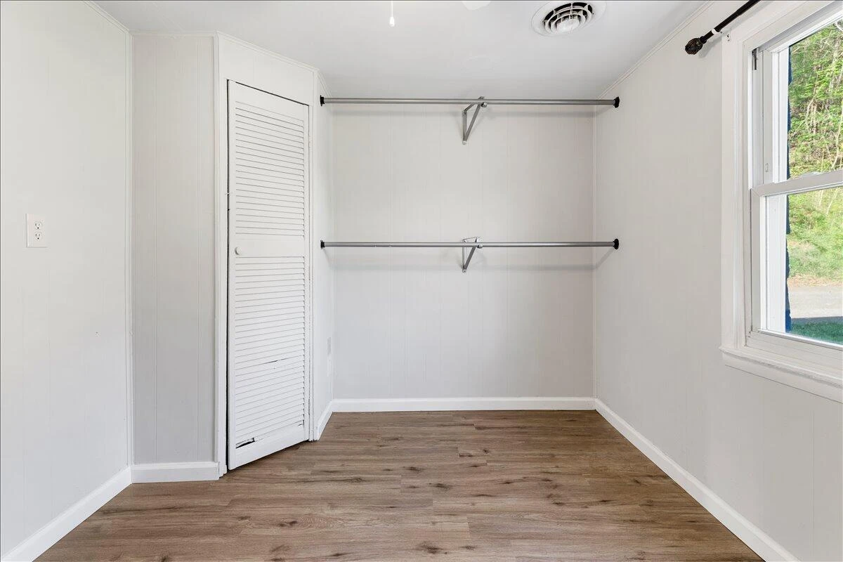 6595 Roanoke RD - Photo 19
