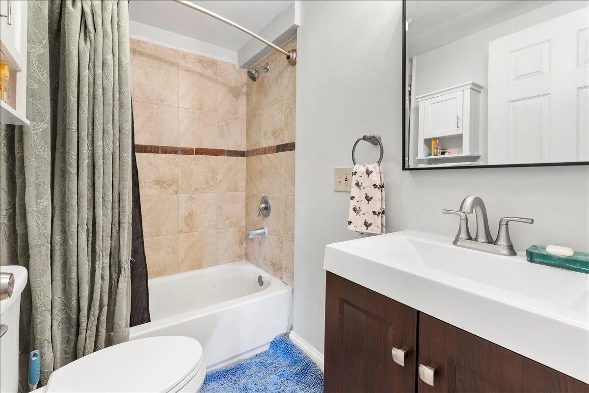 6595 Roanoke RD - Photo 21