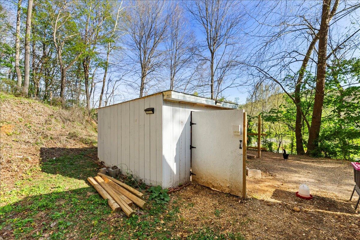 6595 Roanoke RD - Photo 34